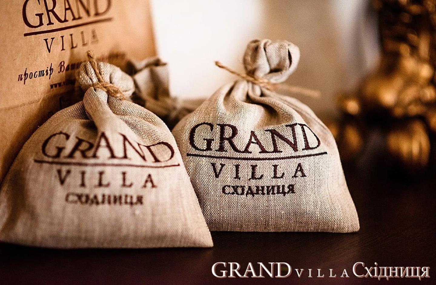 Villa Grand Skhidnytsia ภายนอก รูปภาพ