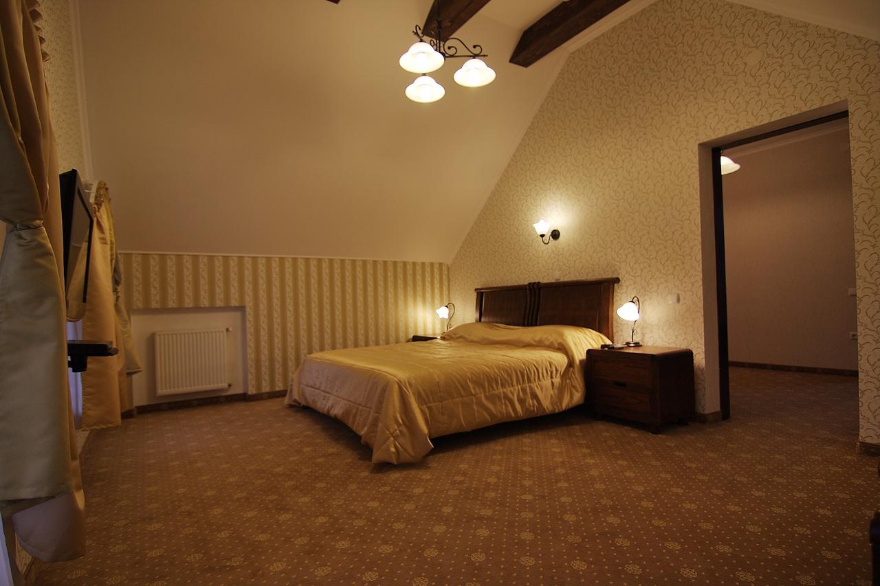 Villa Grand Skhidnytsia ภายนอก รูปภาพ