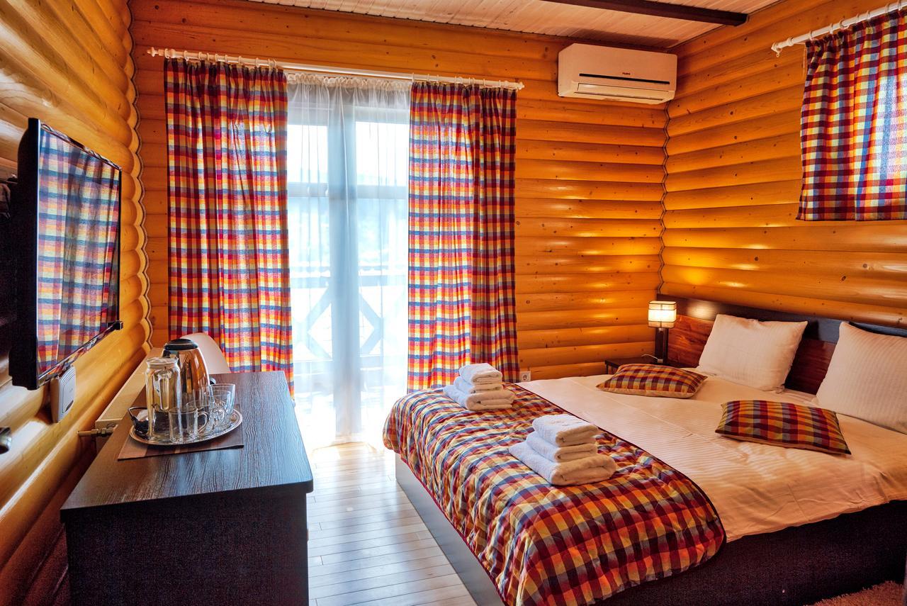 Villa Grand Skhidnytsia ภายนอก รูปภาพ